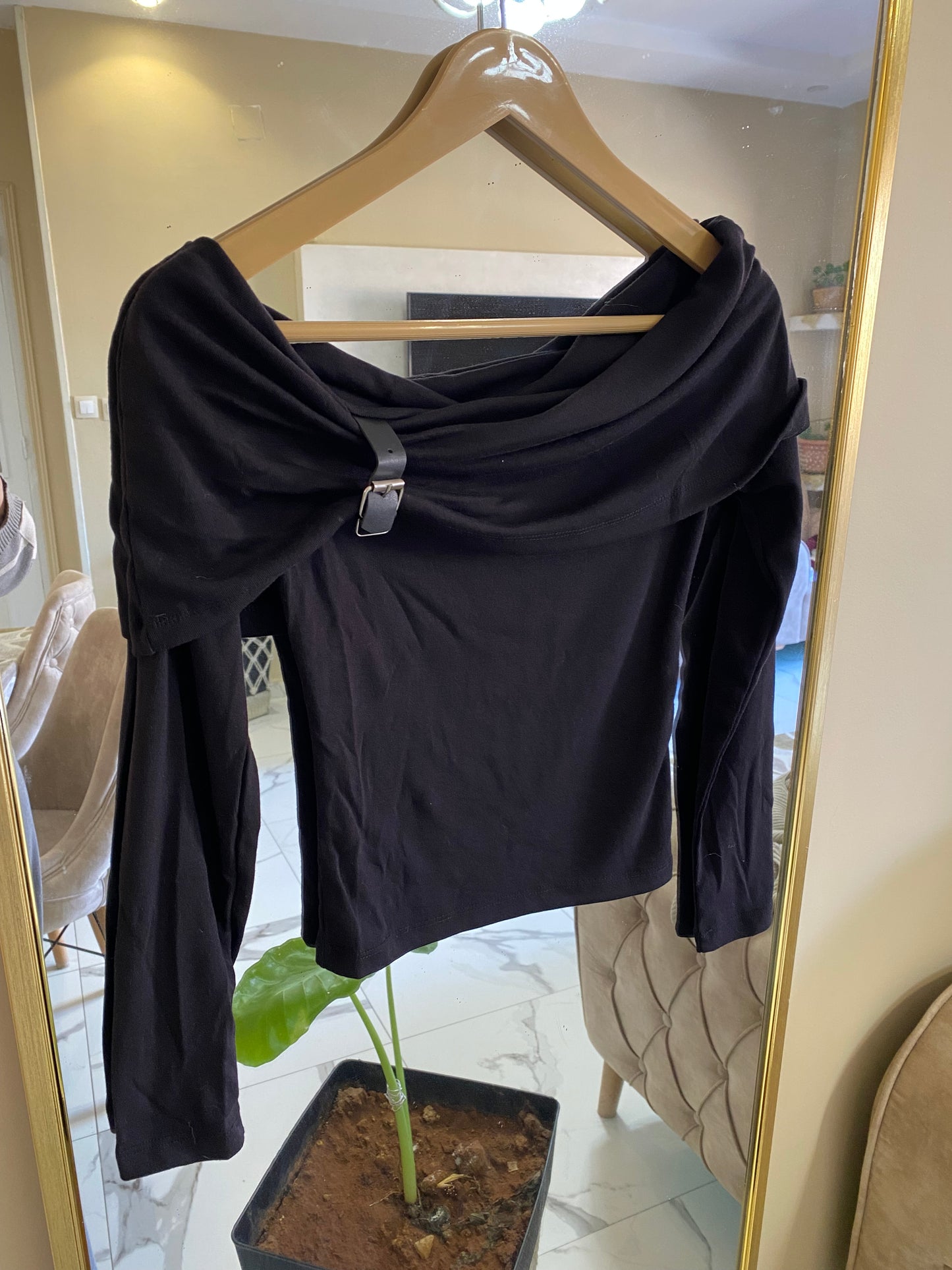 Pull avec détail ceinture manches longues