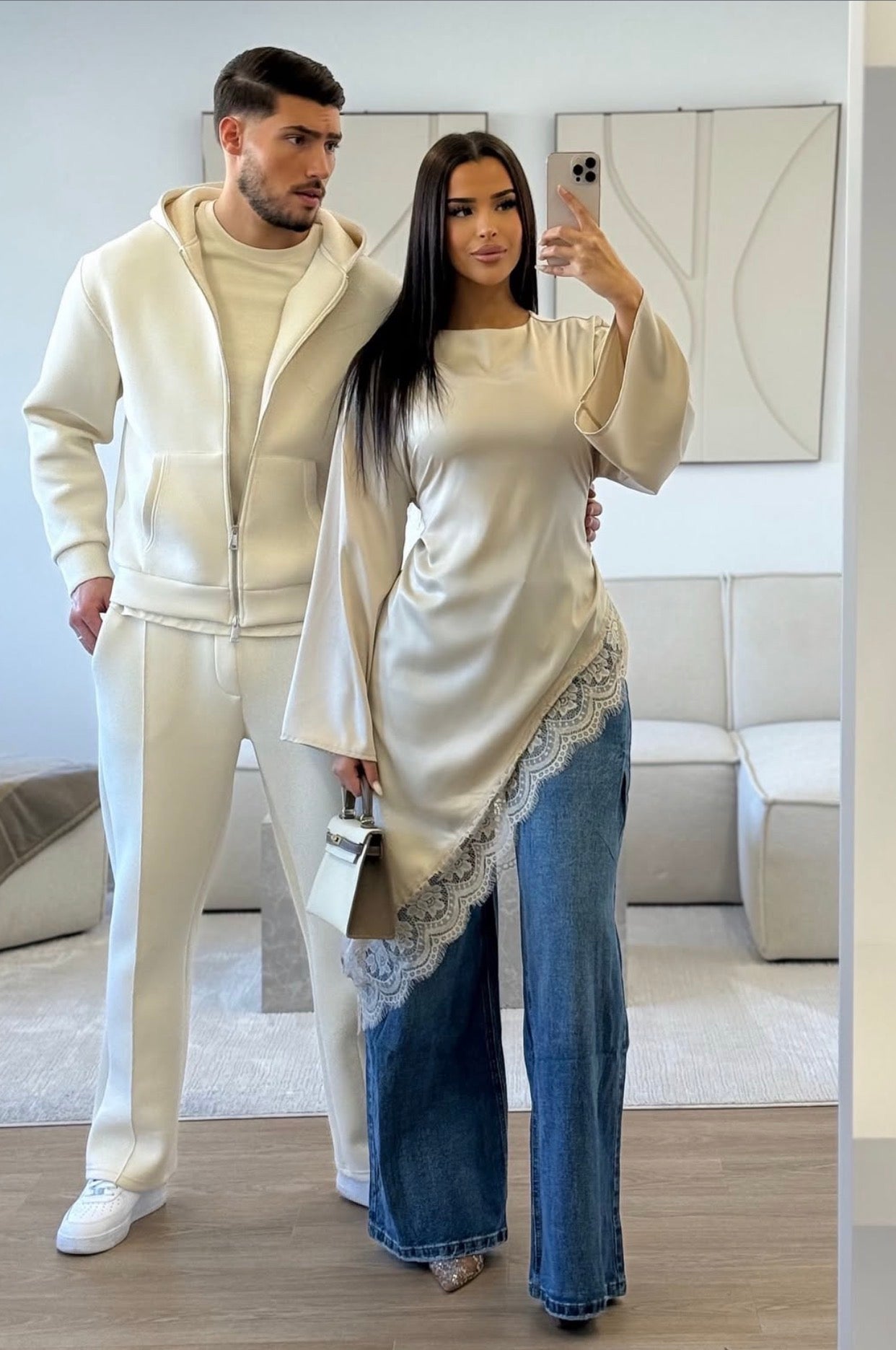 Chemise longue avec dentelle