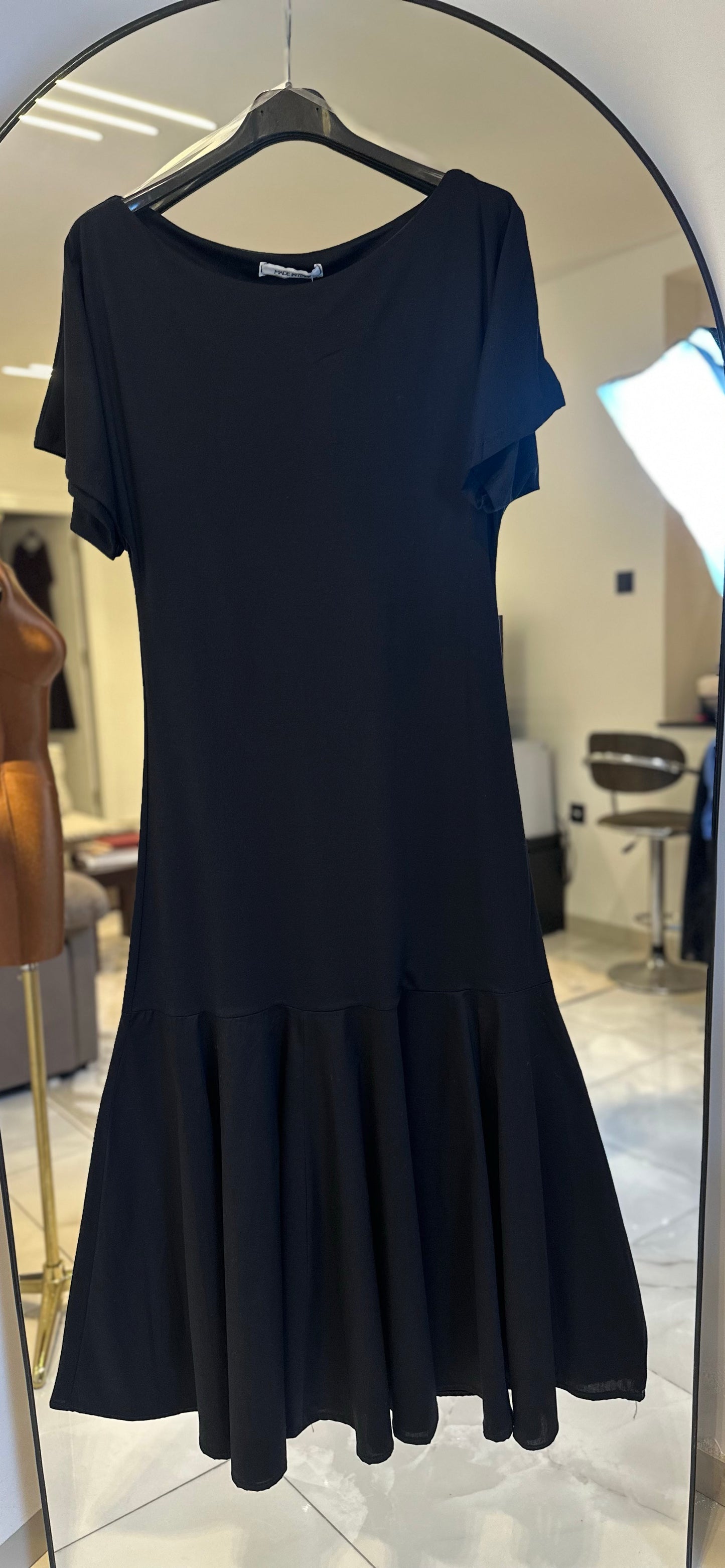 Robe Leila