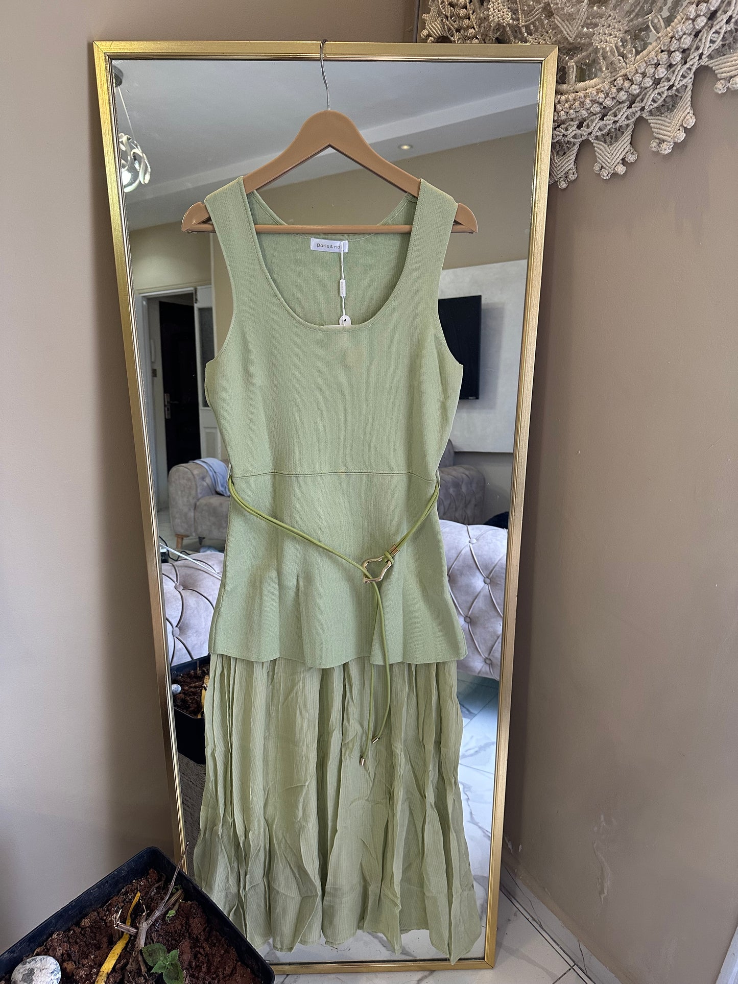 Robe Nadin