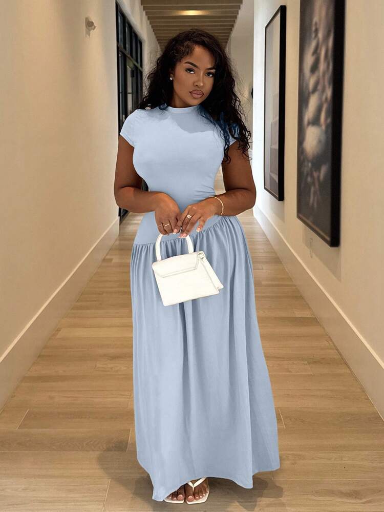 Robe Shelly
