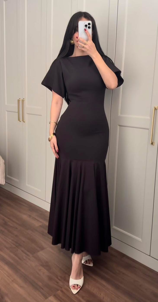 Robe Leila