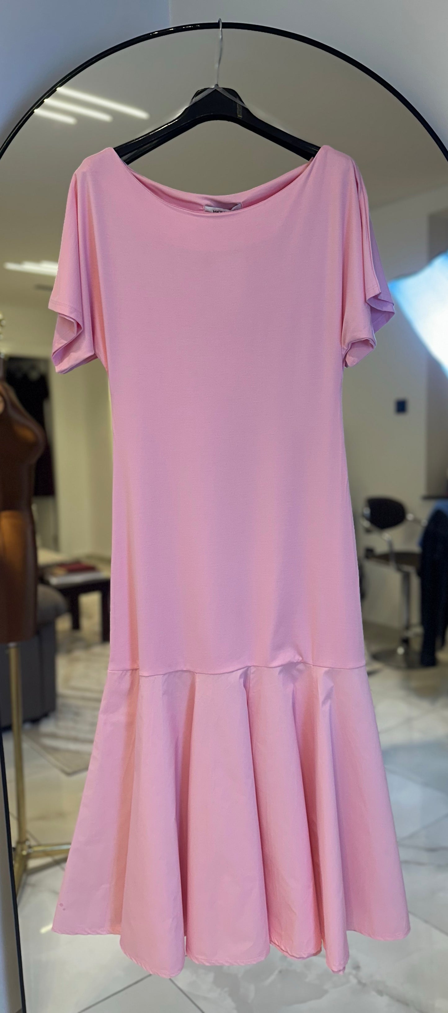 Robe Leila