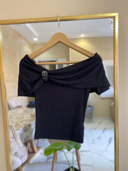 Pull avec d’étai ceinture demi manches