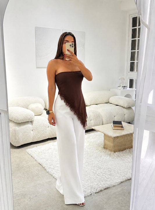 Haut satiné avec dentelle