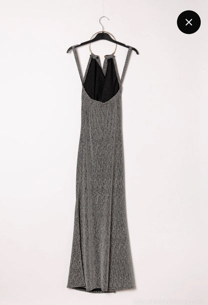 Robe soirée avec accessoires dorée