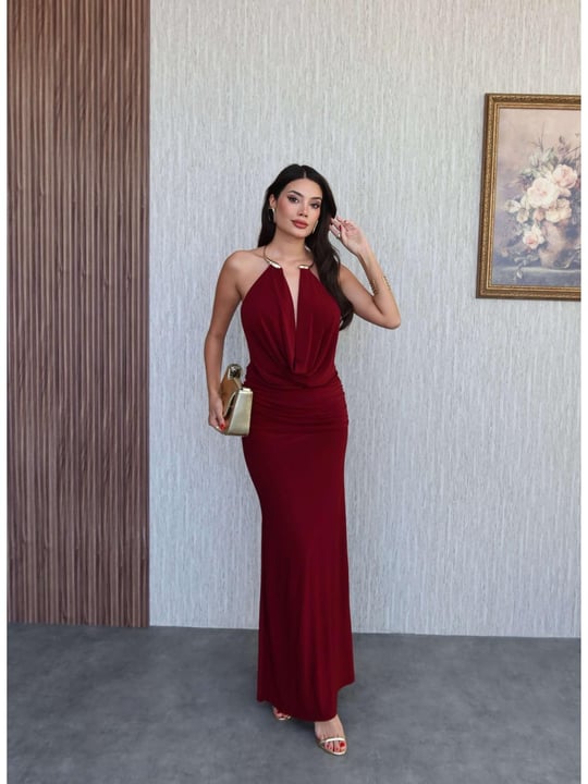 Robe soirée avec accessoires dorée