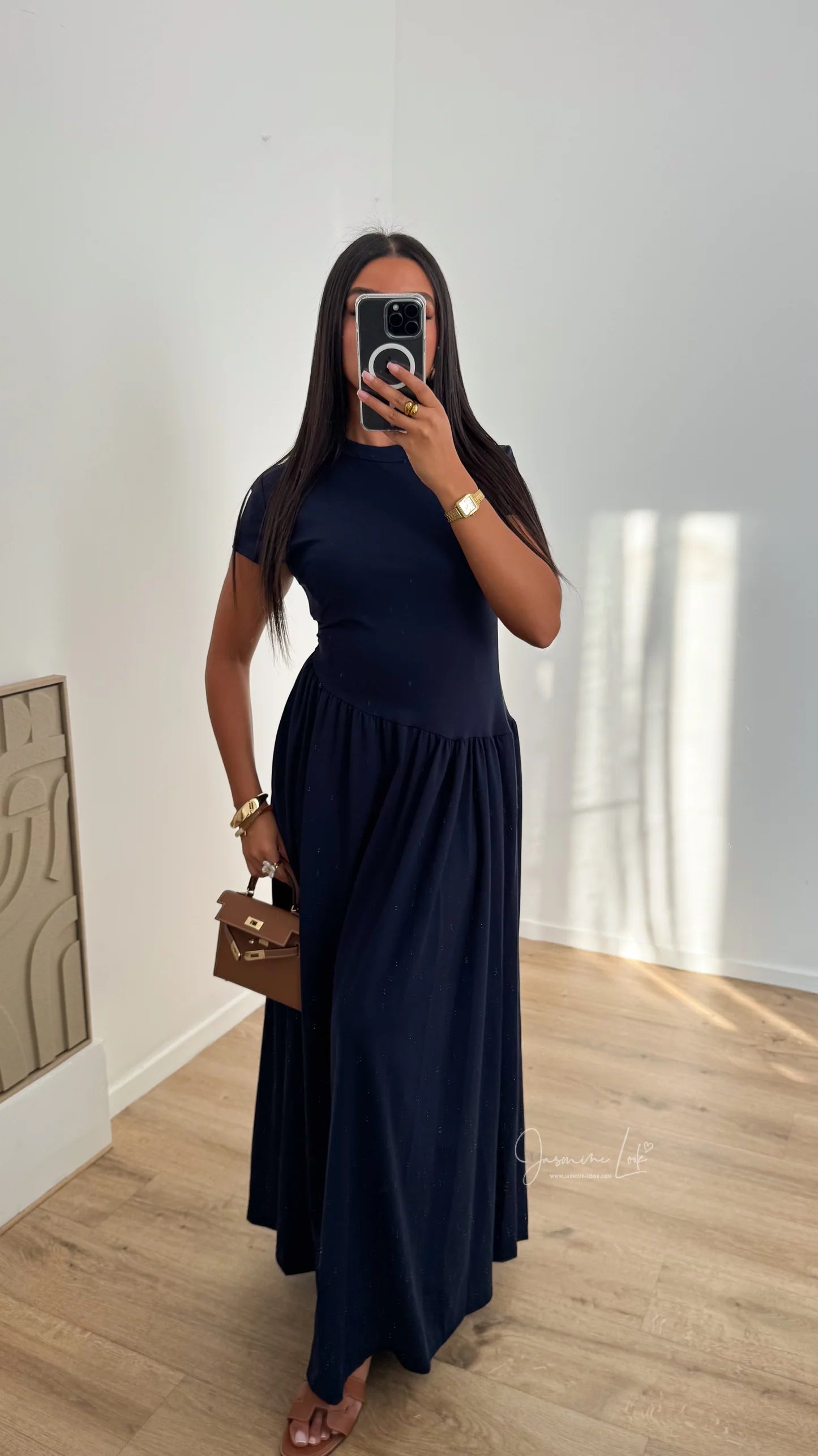 Robe Shelly